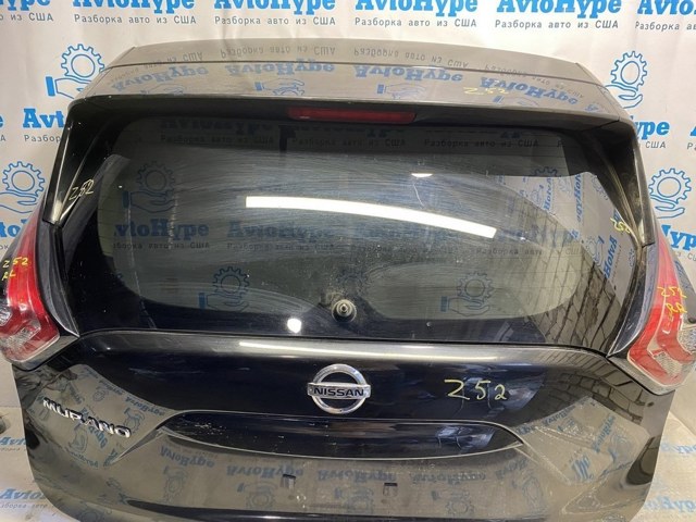 Скло третіх/п'ятих дверей 903005AA0A NISSAN