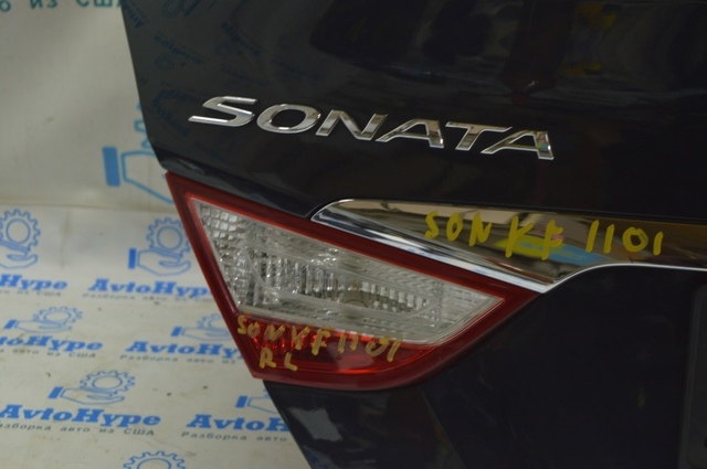 Задня ліва фара 924033Q000 HYUNDAI