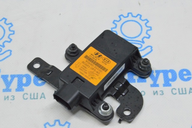 Датчик поперечного прискорення (ESP) 956903V100 HYUNDAI