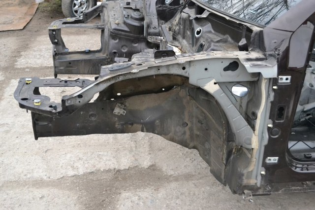 Лонжерон рами передній правий 95B803104YGRV PORSCHE