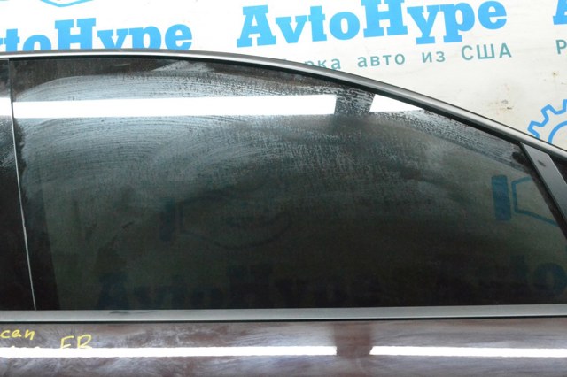 Скло пасажирських дверей 95B845202 PORSCHE