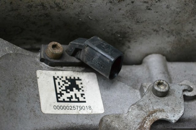 Датчик АБС (ABS) задній, лівий 95B927804A PORSCHE