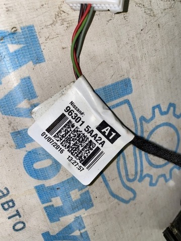 Праве бічне дзеркало 963015AA2A NISSAN