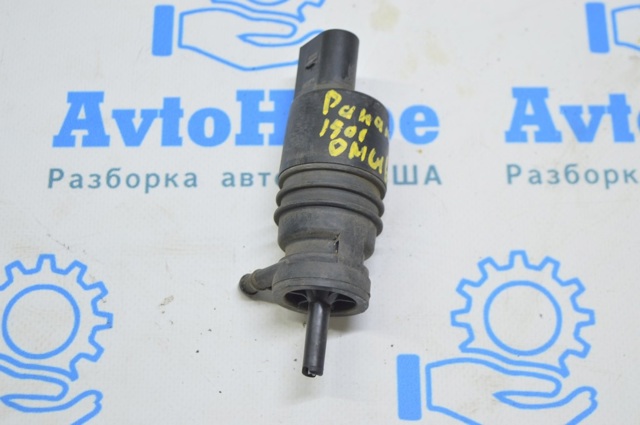 Насос-двигун омивача скла, перед/зад 99762818200 PORSCHE