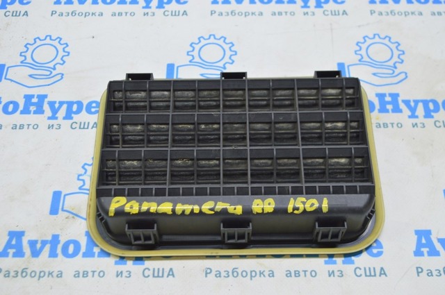 Решітка вентиляційна задня 9A781918101 PORSCHE