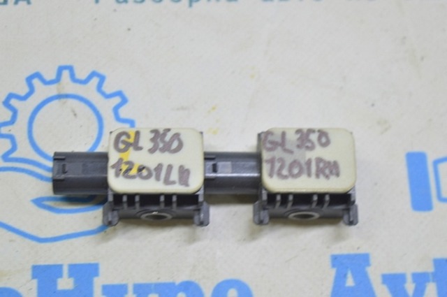 Датчик подушки безпеки A0038202826 MERCEDES