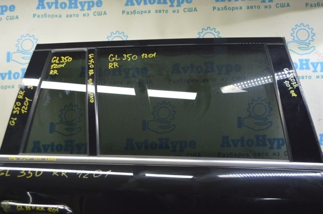 Скло задніх дверей, правих A1647351010 MERCEDES