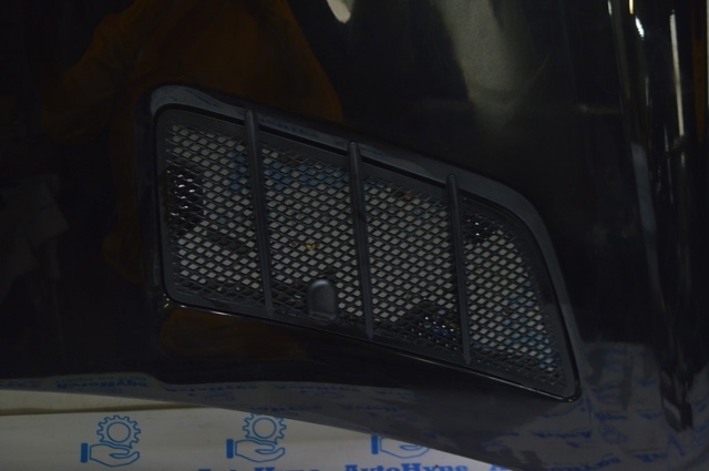 Решітка під лобове скло A1648804405 MERCEDES