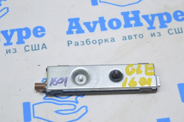 Підсилювач сигналу антени A1669051702 MERCEDES