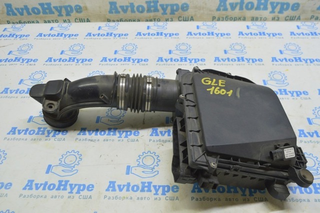 Корпус повітряного фільтра, правий A2760904001 MERCEDES