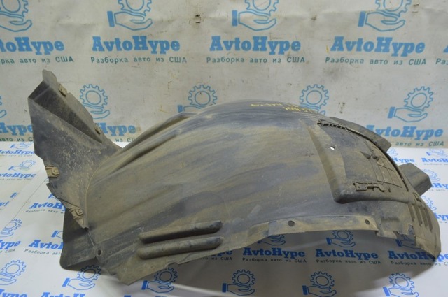 Підкрилок переднього крила, лівий передній A2926900030 MERCEDES