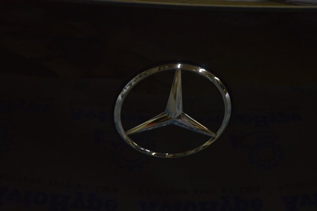 Фірмовий значок на кришку багажника A2928100000 MERCEDES