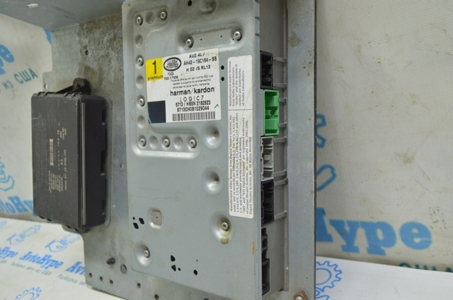 Підсилювач звуку аудіосистеми AH4219C164BB LAND ROVER
