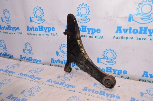 Правий важіль передній нижній підвіски BE8Z3078C FORD