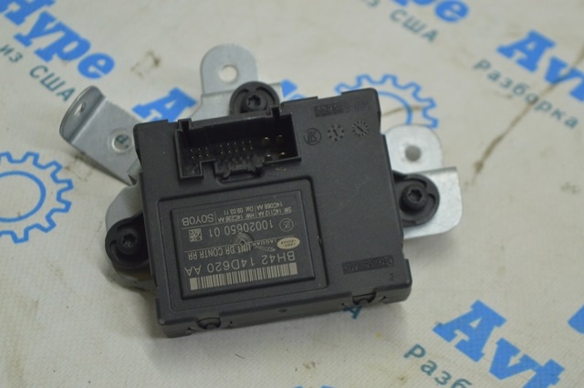 Блок комфорту задніх дверей BH4214D620AA LAND ROVER