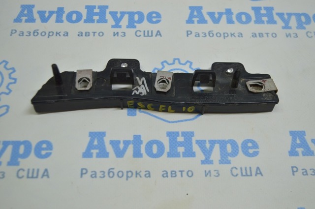 Кріплення бампера CJ5Z17C947A FORD