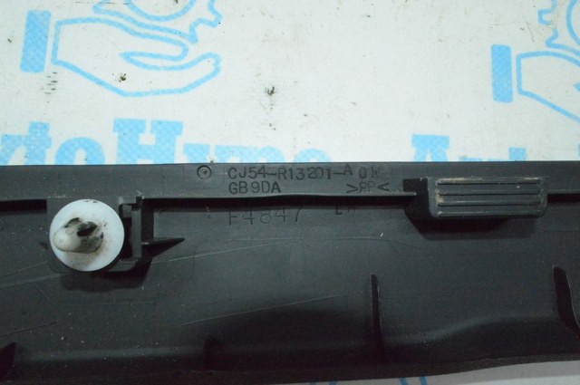 Накладка дверного порога внутрішня, передня ліва CJ5Z5813209AA FORD
