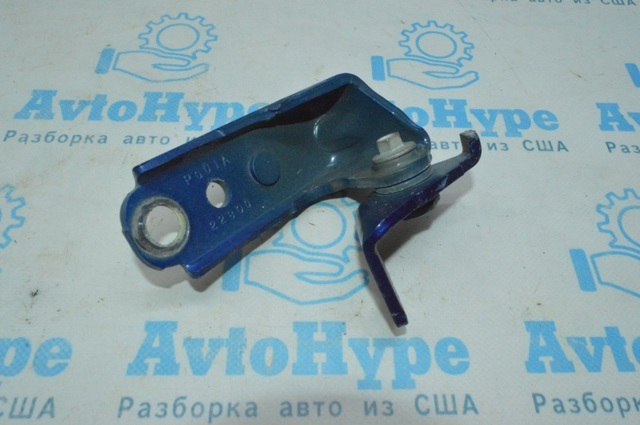 Дверний шарнір правий передній CJ5Z7822800C FORD