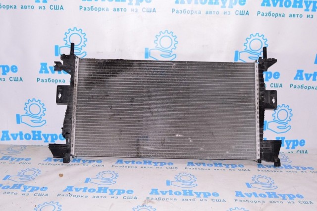 Радіатор охолодження CV6Z8005A FORD