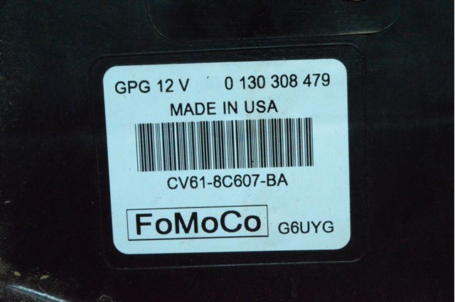 Диффузор кожух радиатора в сборе ford focus mk3 11-18 2.0 (07) с блоком управления cv6z-8c607-r CV6Z-8C607-R
