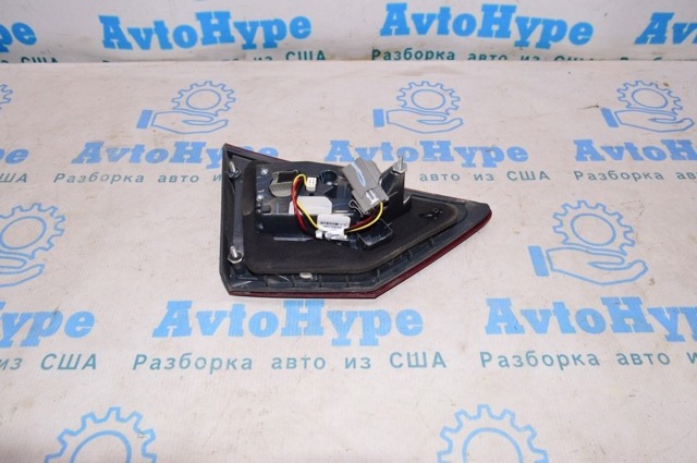 Фара задня права внутрішня DS7Z13404A FORD