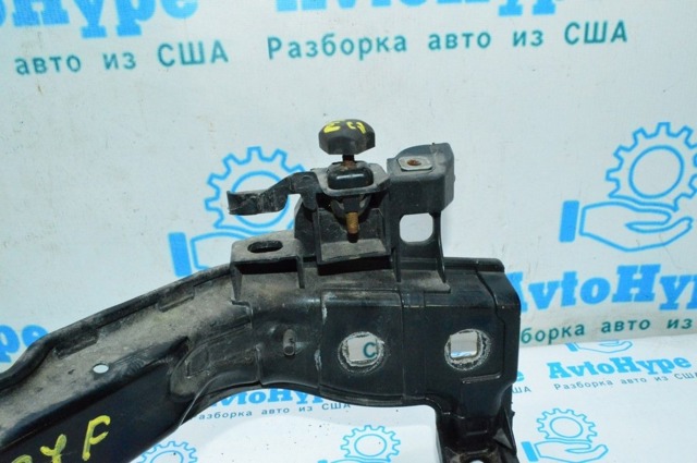 Буфер капота гумовий DS7Z16758D FORD