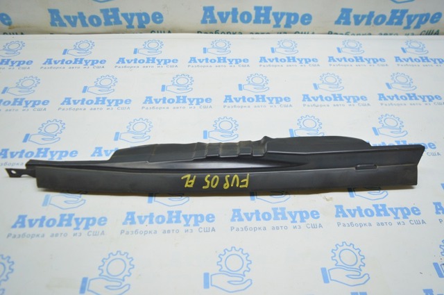 Ущільнювач крила DS7Z5802039A FORD