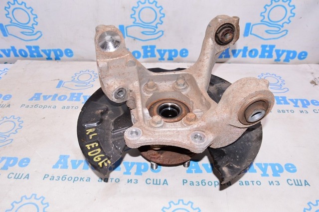Цапфа поворотна ліва E1GZ5B759B FORD