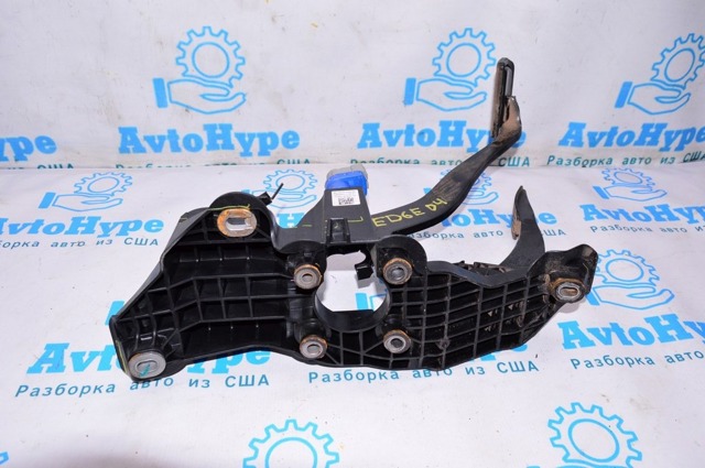 Педаль газу (акселератора) E1GZ9F836L FORD