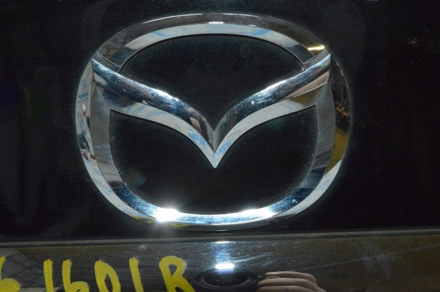 Емблема кришки багажника, фірмовий значок GHK151730 MAZDA