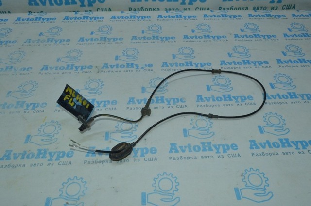 Датчик АБС (ABS) задній GHP94371Y MAZDA