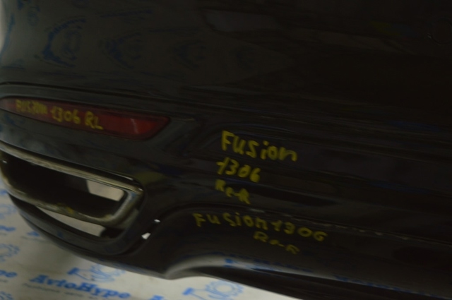 Бампер задній HS7Z17K835VFPTM FORD