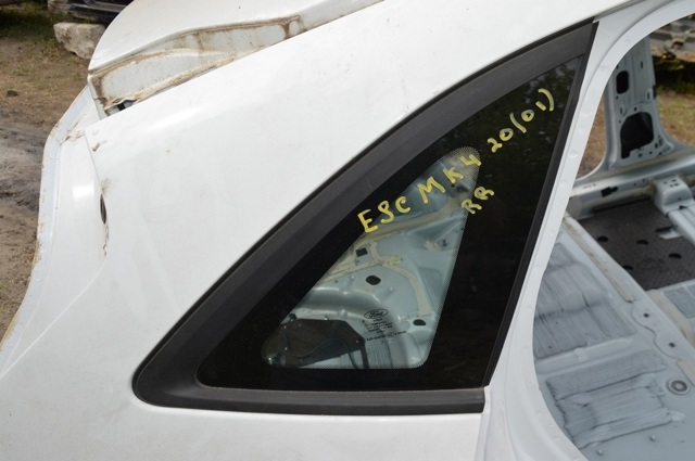 Стукло багажника, праве LJ6Z7829710B FORD