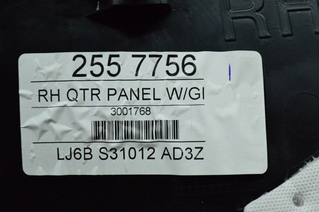 Облицювання багажного відсіку, праве LJ6Z7831012AA FORD