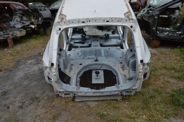 Дах LJ6Z7850202A FORD