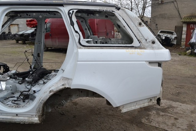 Крило заднє ліве LR036413 LAND ROVER