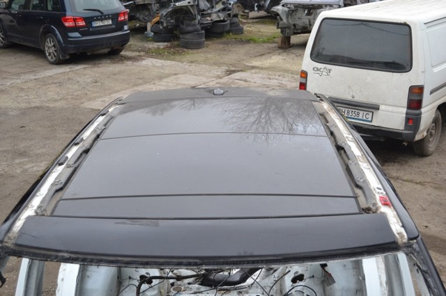 Деталі люків облицювання кузова LR038279 LAND ROVER