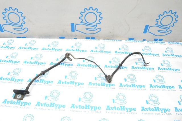 Шланг гальмівний задній, правий LR049075 LAND ROVER