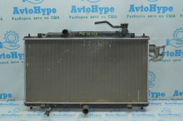 Радіатор охолодження двигуна PE1115200B MAZDA