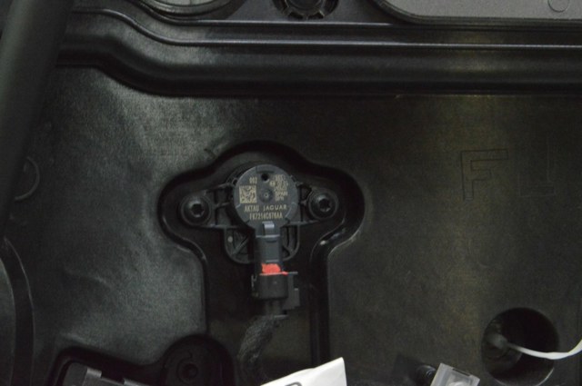 Датчик Айрбег передній T2H2803 JAGUAR