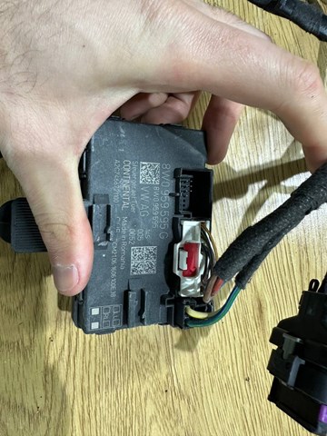 Блок комфорту задніх дверей 8W0959595G VAG