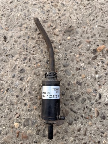 Насос омивача 1722690 SCANIA