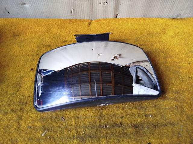 Дзеркало мертвої зони 0028103716 MERCEDES