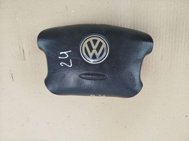Подушка в кермі 3B0880201AE VAG