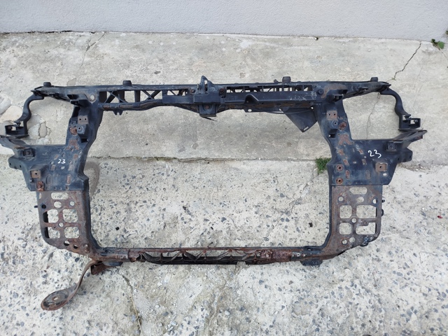 Зміцнення для радіаторів 641012BXXX HYUNDAI
