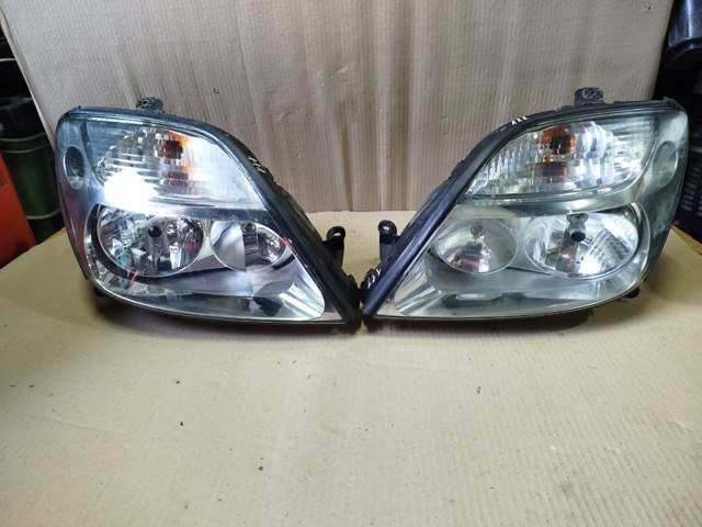 Права блок фара 7700432097 RENAULT