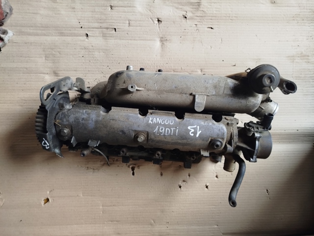 Головка блоку циліндрів 7701474073 RENAULT