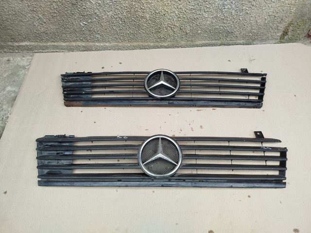 Решітка A6388880415 MERCEDES