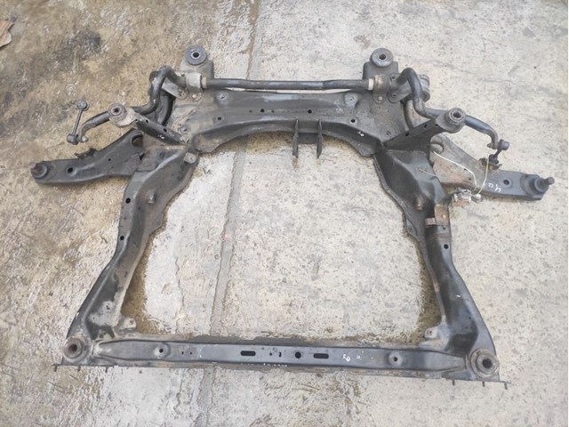Балка передньої підвіски, підрамник EG213480XD MAZDA