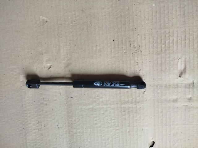 Стійка капота ліва GS1022 MAGNETI MARELLI